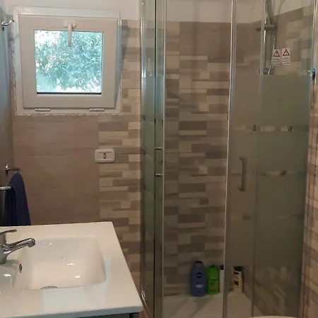 Casa Le Bleu Et Le A 180 Mt Dal Mare Daire